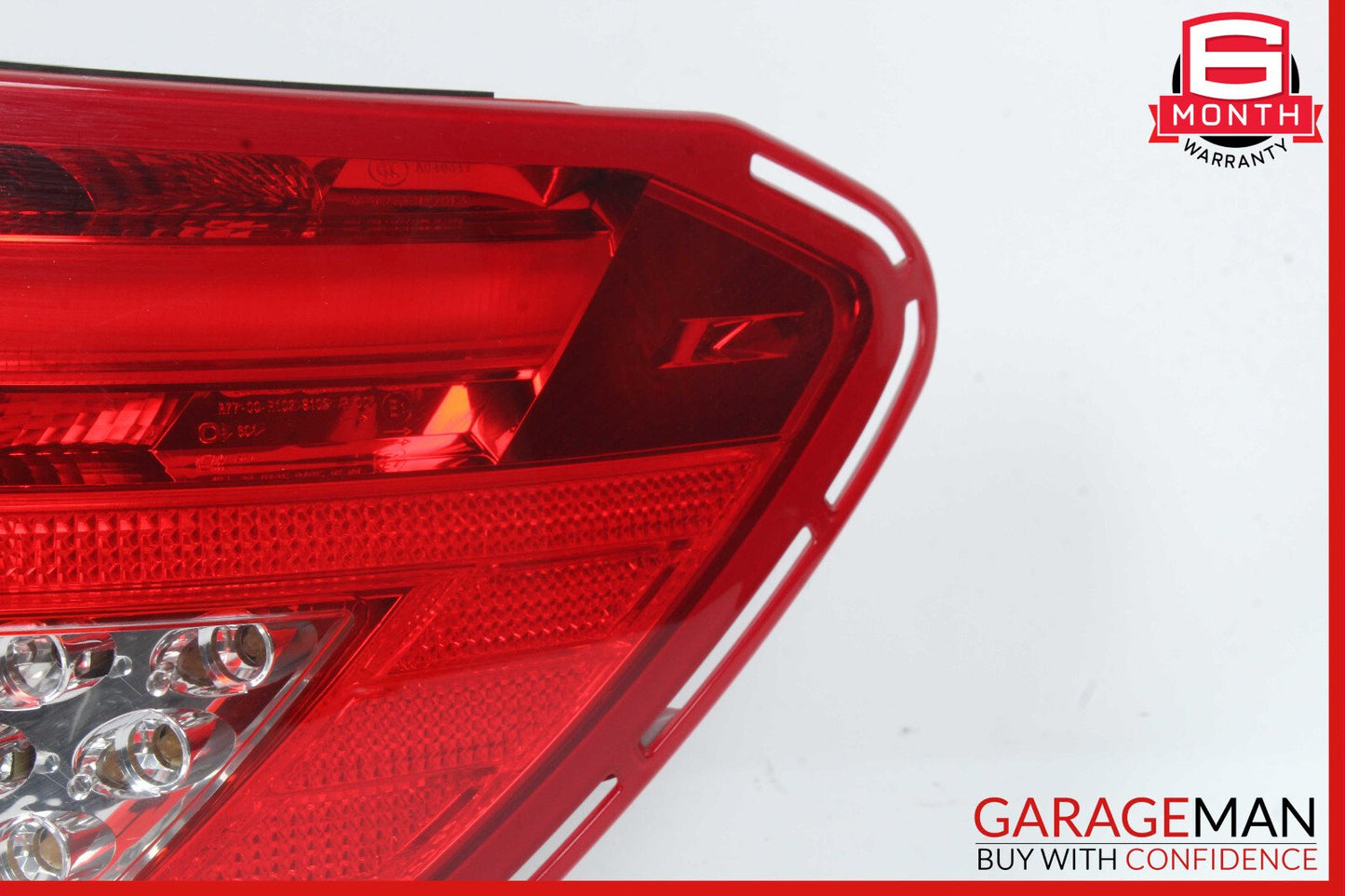 12-14 Mercedes W204 C250 Rear Right Passenger Side Taillight Tail Light Lamp