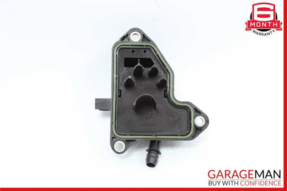 06-15 Mercedes W211 E350 SLK300 C300 Engine Oil Separator Cover 2720160134 OEM