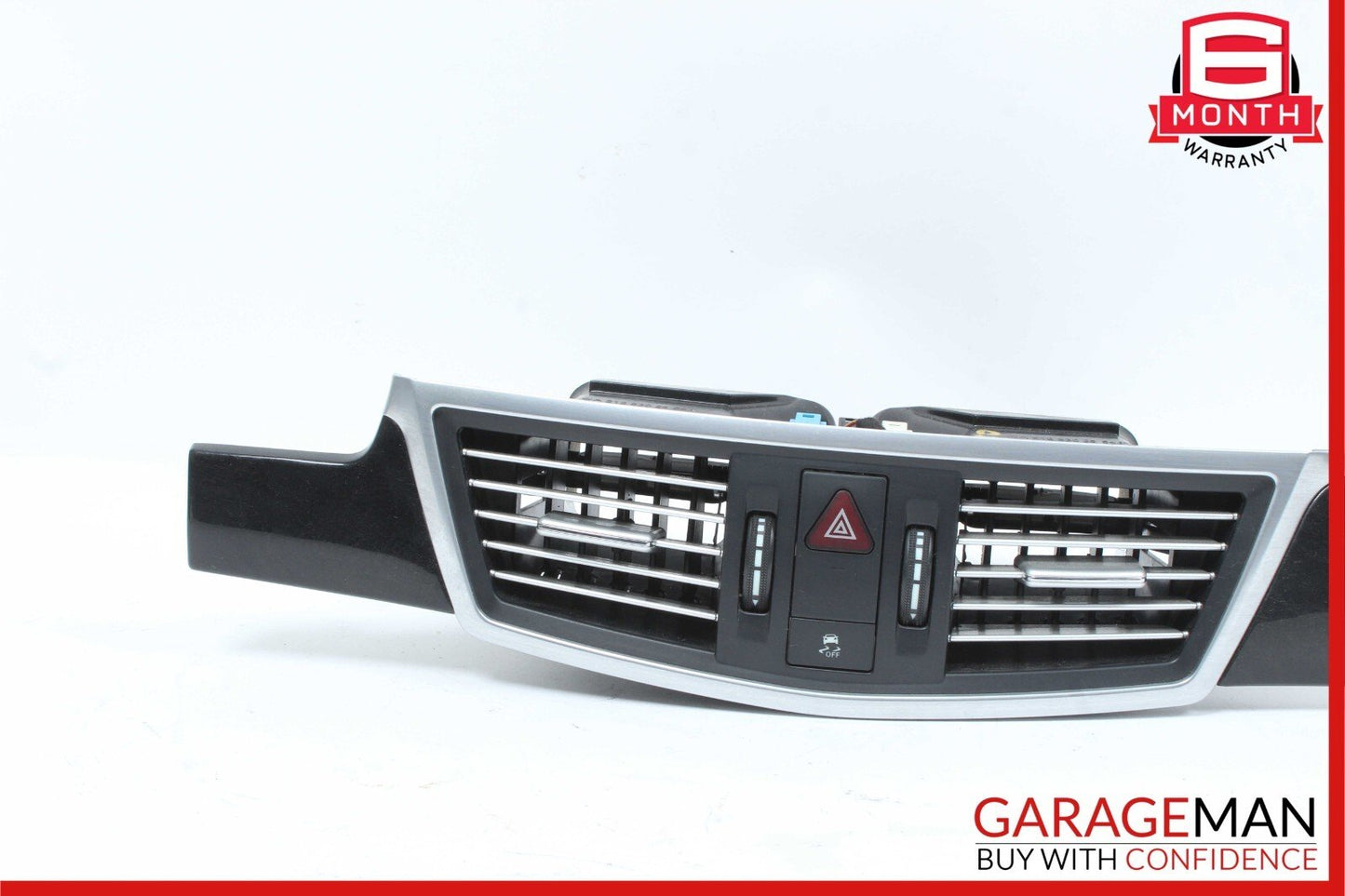 10-13 Mercedes W212 E350 Center Dash A/C Air Vent Hazard Light Trim Assembly OEM