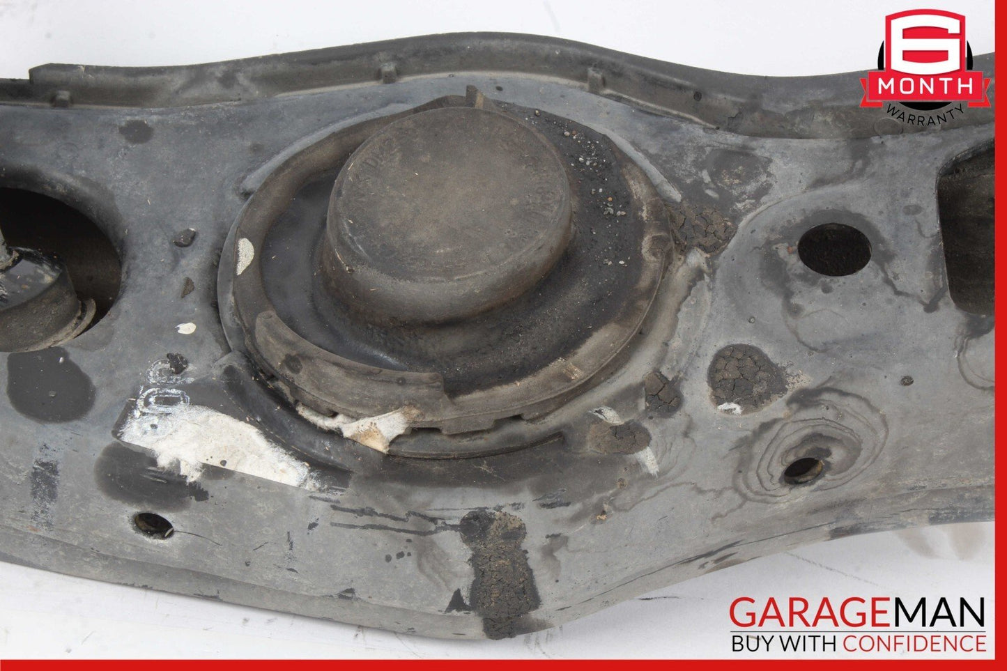 15-20 Kia Sorento Rear Lower Left Side Control Arm Spring Seat 55210-C5060