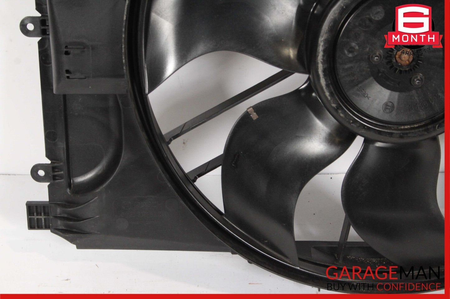 08-18 Mercedes W204 C250 C300 Engine Radiator Cooling Fan Shroud Motor Assy