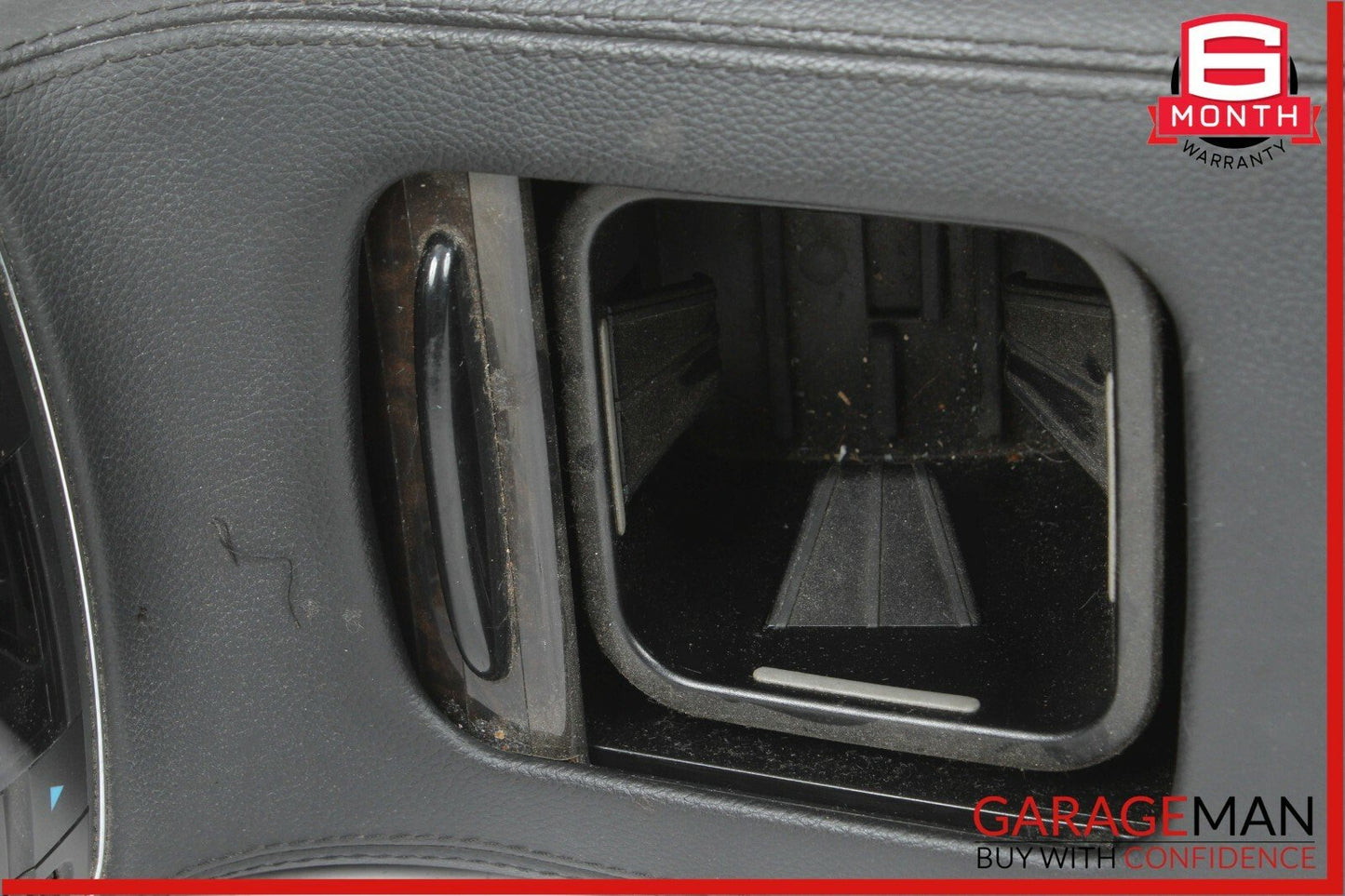 06-11 Mercedes CLS550 CLS500 Rear Center Console Armrest Arm Rest Storage Tray
