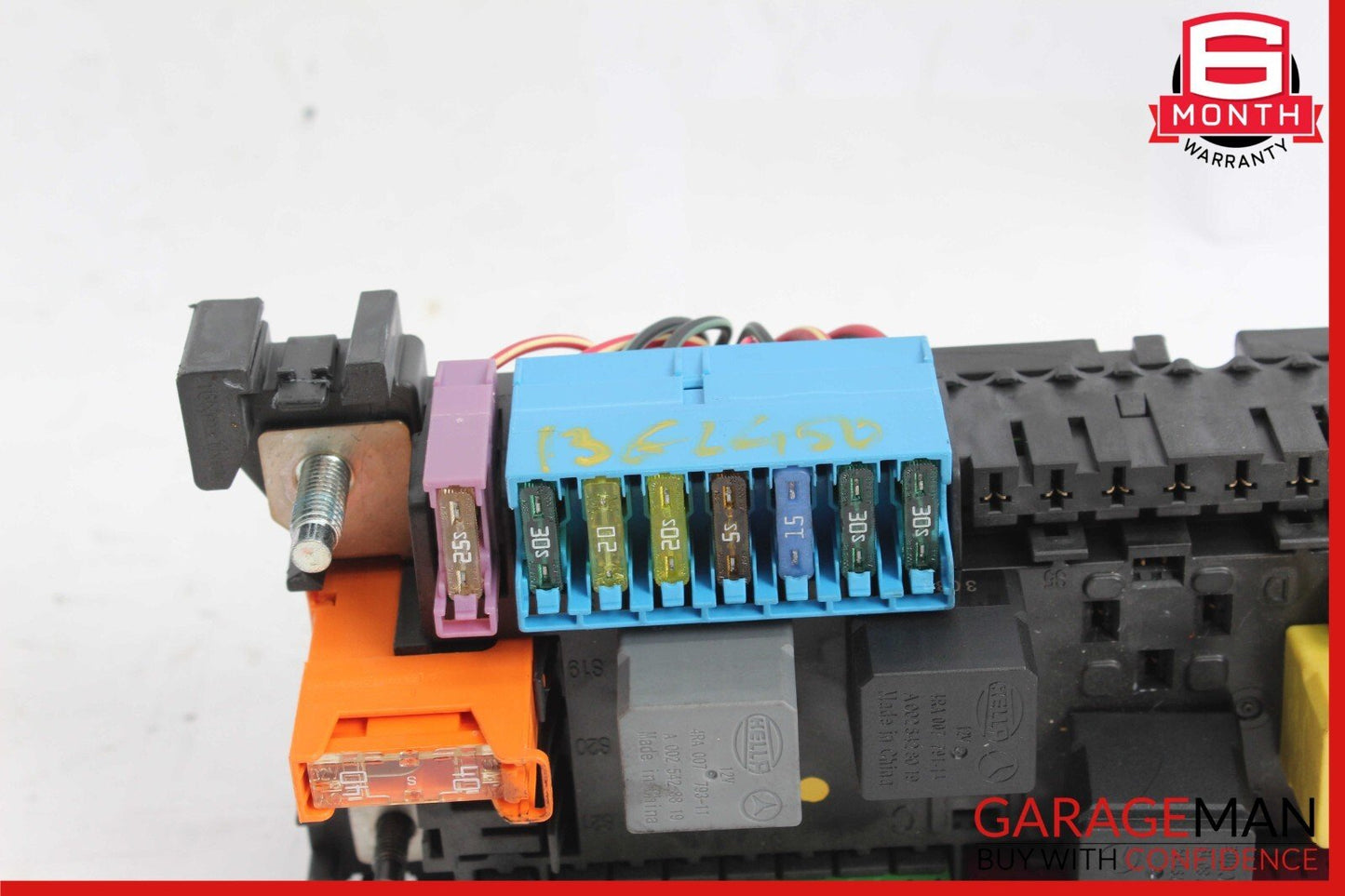 12-16 Mercedes X166 GL450 GL550 ML550 Rear Relay Fuse Box 1669063901 OEM