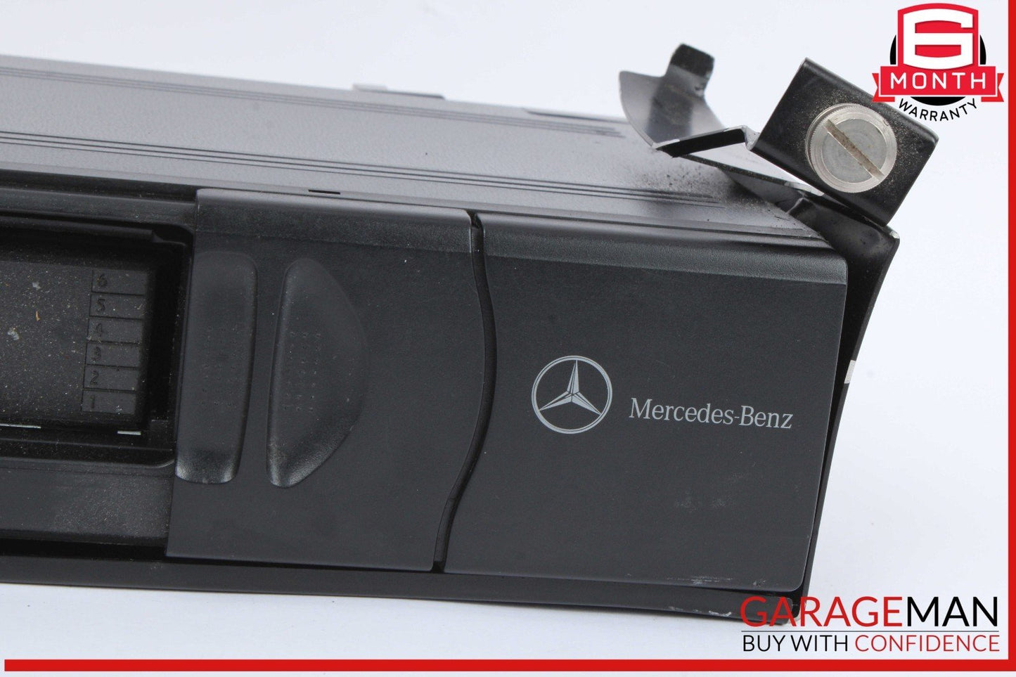 97-02 Mercedes R170 SLK230 Kompressor CD Changer 6 Disk Player 0028207989 OEM