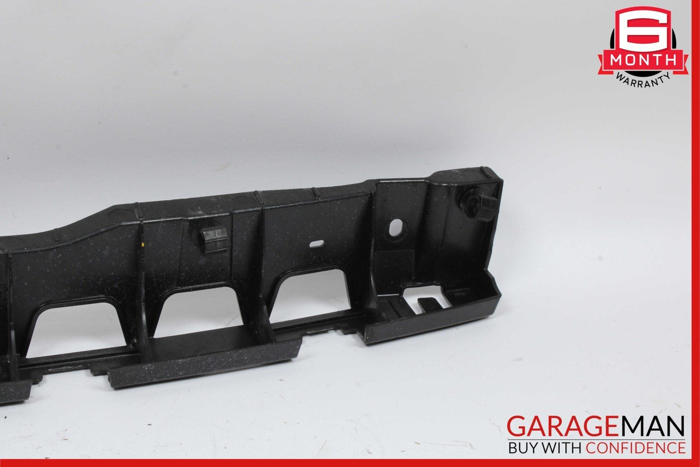 15-18 Porsche Macan 95B Rear Bumper Bracket Mount w/ Keyless Entry Antenna Assy