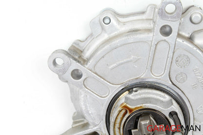 13-15 Mercedes X204 GLK350 Engine Motor Cylinder Head Vacuum Pump 2760109804 OEM