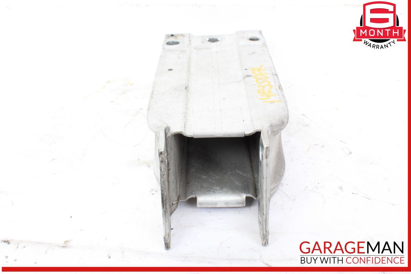 10-18 Mercedes W212 E350 Front Right Side Absorber Bumper Reinforcement Bracket