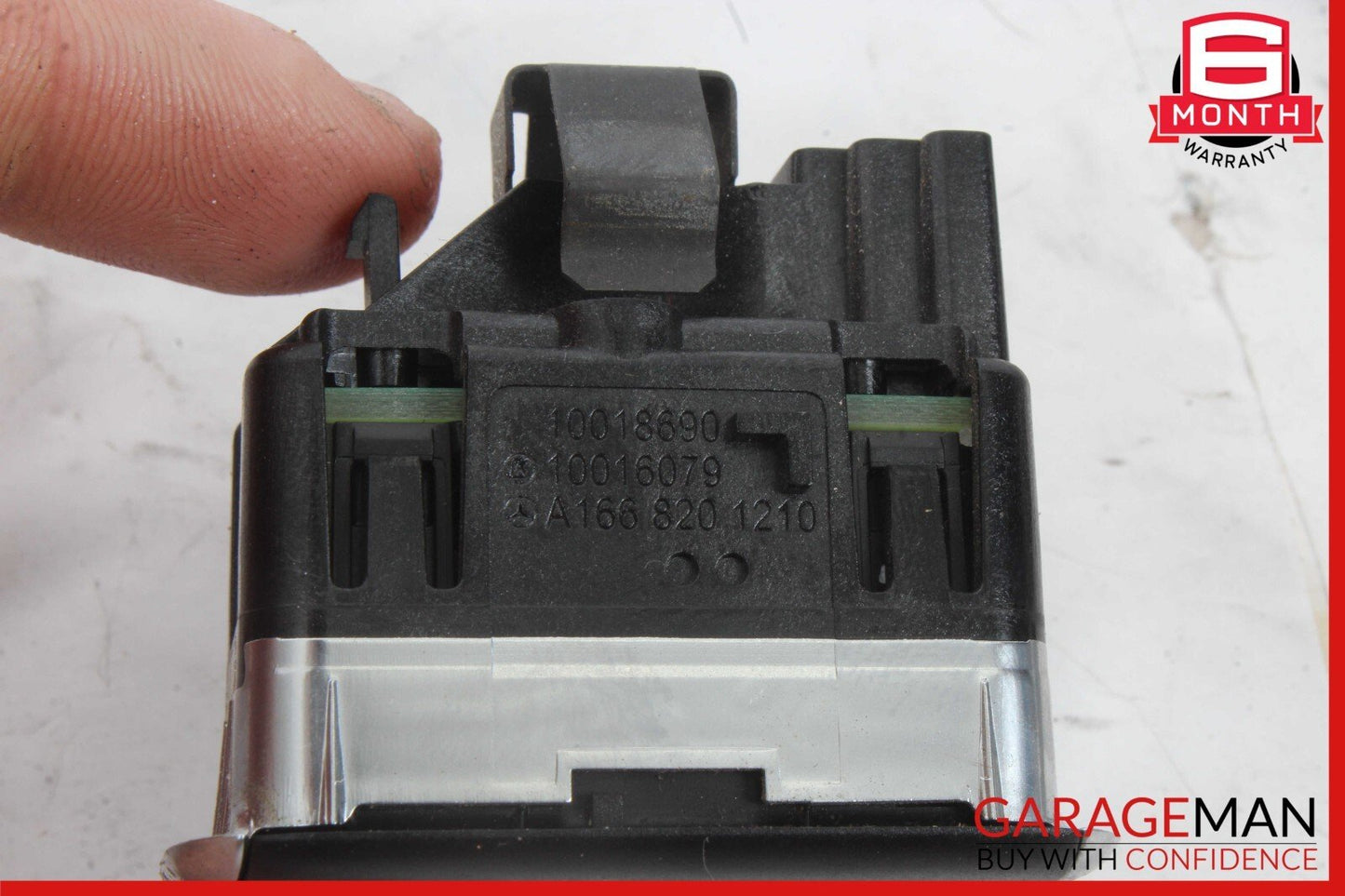 13-19 Mercedes X166 GL350 3rd Row Left Seat Folding Power Switch Button OEM