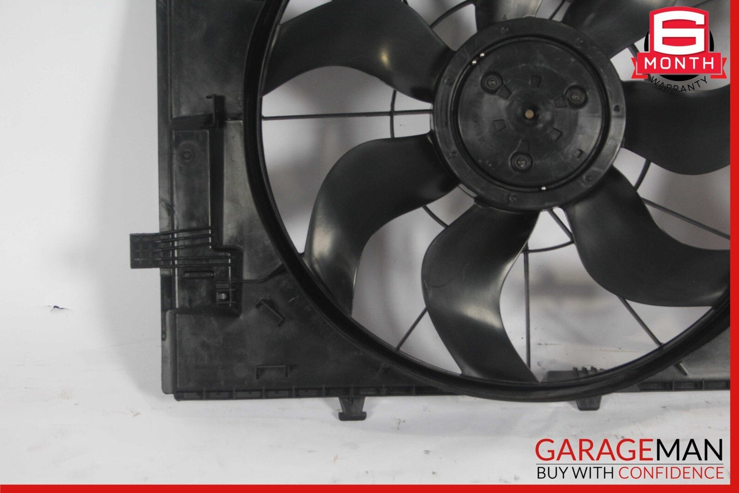 15-20 Mercedes W205 C300 Engine Radiator Cooling Fan Motor Assy A0999061000