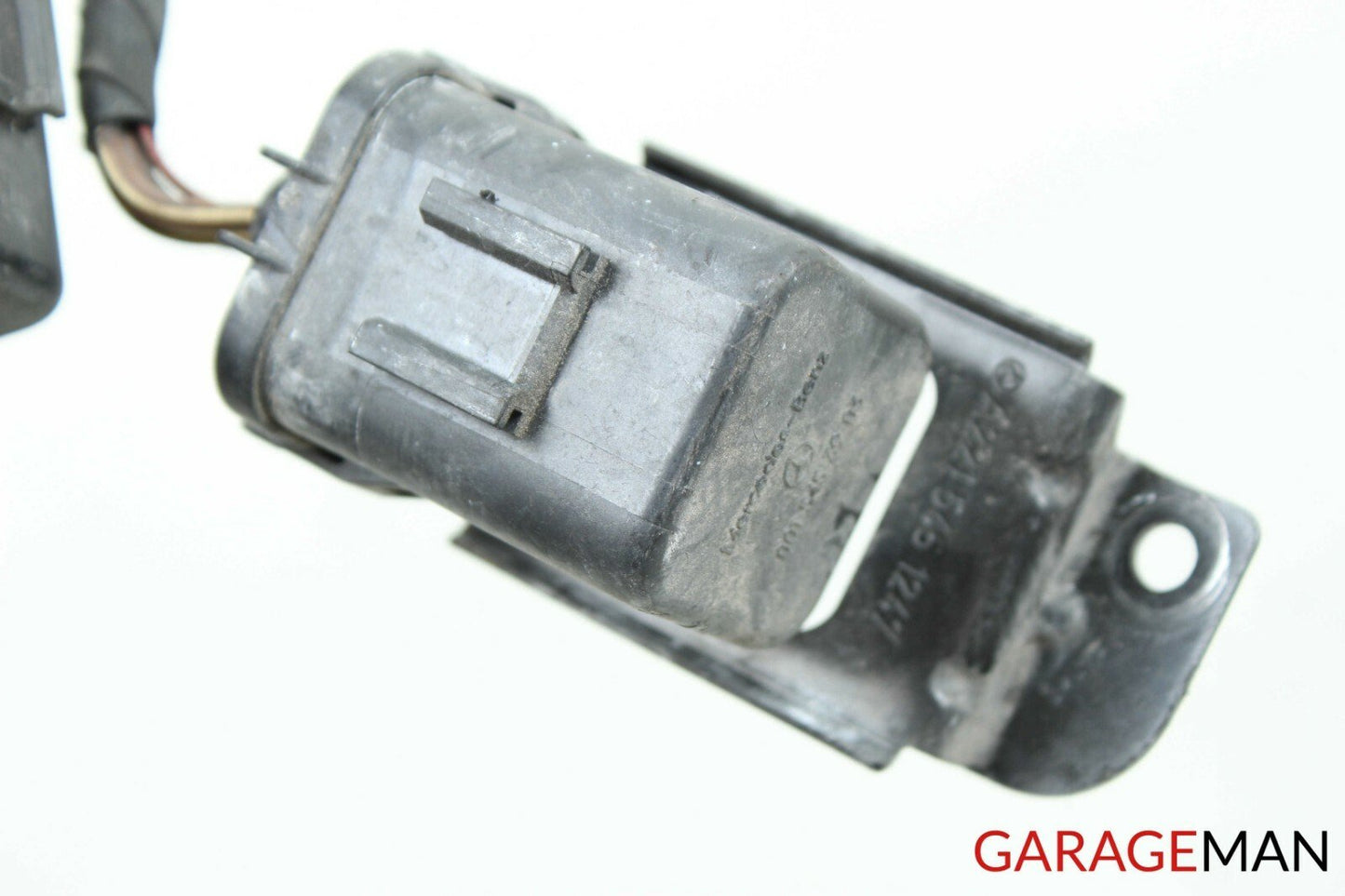 10-13 Mercedes W221 S400 Radiator Fan Wiring Relay Assembly 0015453903 OEM