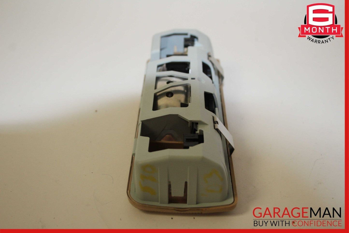 97-03 BMW E39 530i 525i 528i  Interior Overhead Dome Reading Light Lamp OEM