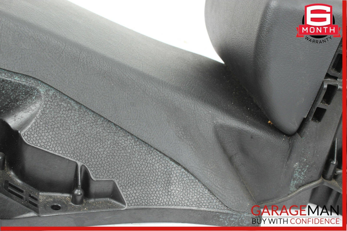 03-09 Mercedes W209 CLK500 Rear Center Console Subwoofer Assembly Black