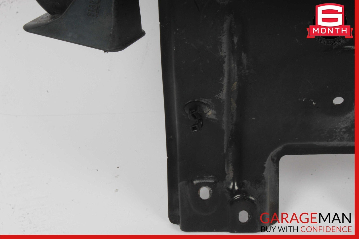 06-13 Mercedes W251 R350 Front Center Core Radiator Support Horn Bracket Assy