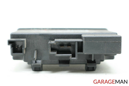 03-06 Mercedes W211 E500 E550 Rear Door Keyless Go Control Module 2118208826 OEM
