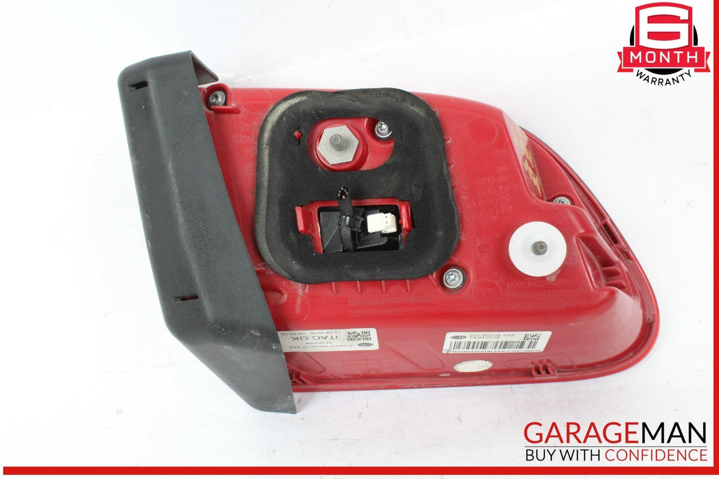15-18 Porsche Macan 95B Rear Right Side Inner Tail Light Lamp LED 95B945094G OEM