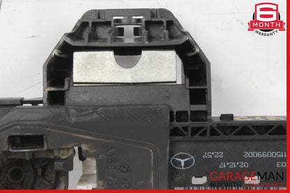 14-19 Mercedes Benz X156 GLA250 Left Side Door Handle Bracket 2047602934