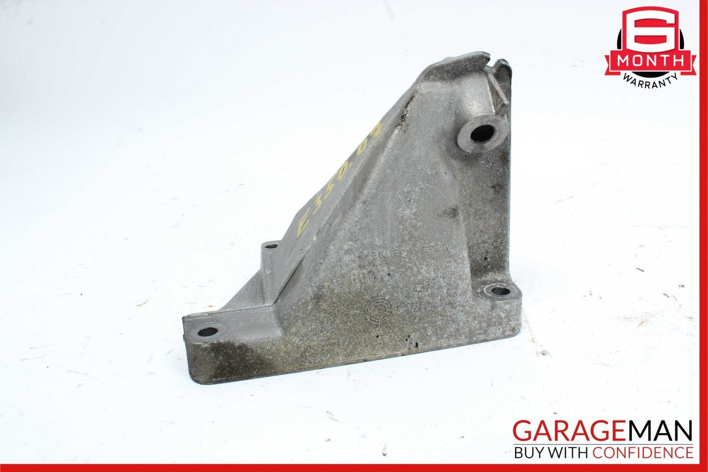 05-11 Mercedes W211 E350 SLK280 CLS550 Right Side Engine Motor Mount Bracket OEM