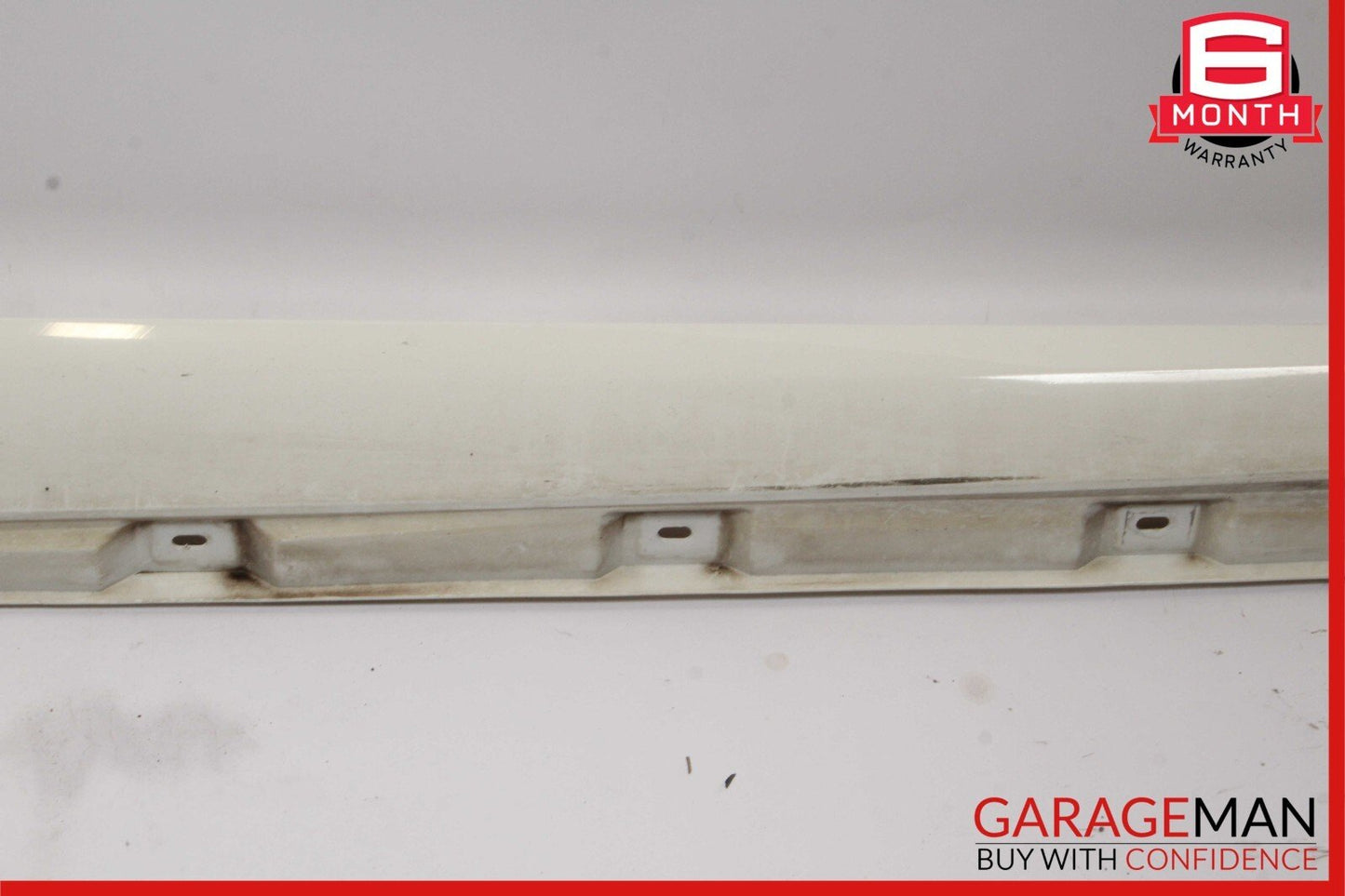 06-13 Mercedes W251 R350 R320 R500 Right Side Skirt Rocker Moulding Panel White