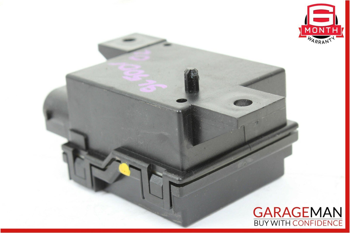 Mercedes R230 SL500 CL550 CL500 Seat Belt Seatbelt Tension Sensor Module OEM