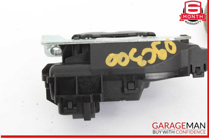 08-17 Mercedes W204 C300 E350 Trunk Lid Latch Lock Actuator 2047500261 OEM