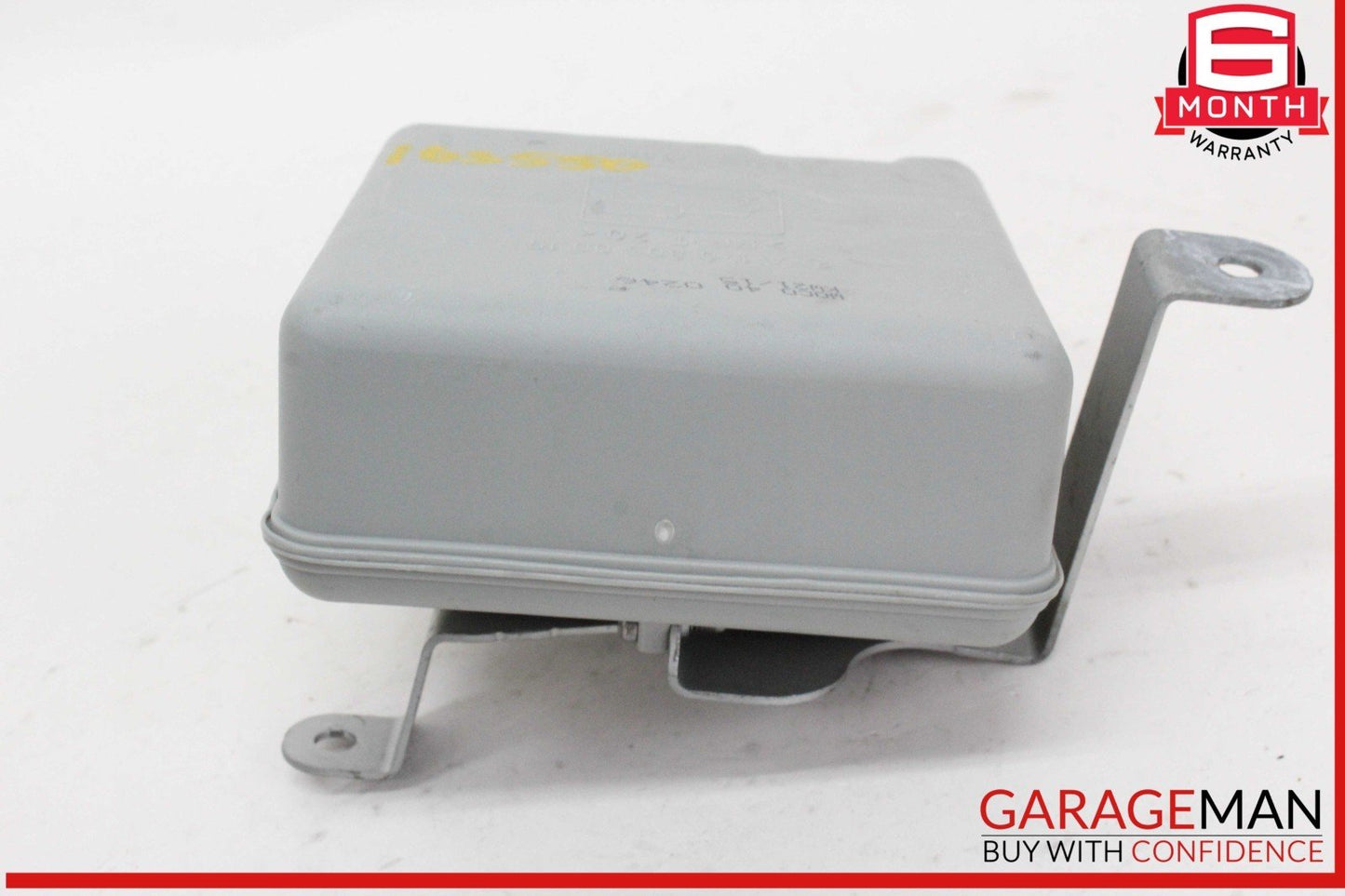 14-17 Mercedes W222 S550 Central Locking Vacuum Valve Pump Reservoir Tank OEM