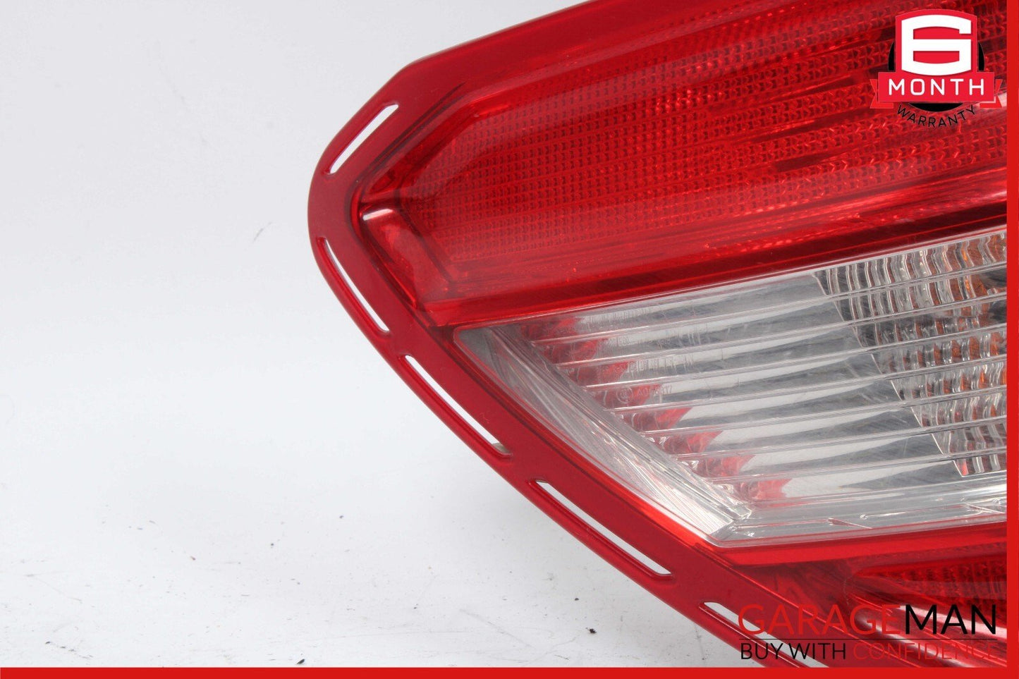 08-11 Mercedes W204 C300 C250 Rear Left Driver Side Taillight Tail Light Lamp