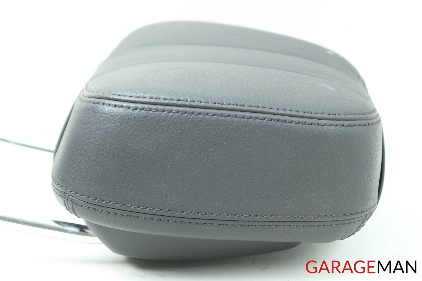 07-11 Mercedes W219 CLS550 E550 Headrest Head Rest Left / Right Black 2199700050