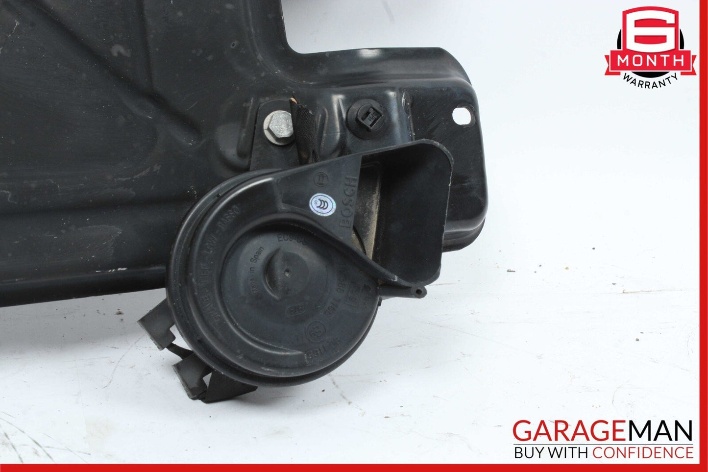 06-12 Mercedes W251 R350 R500 Front Center Core Radiator Support Horn Bracket