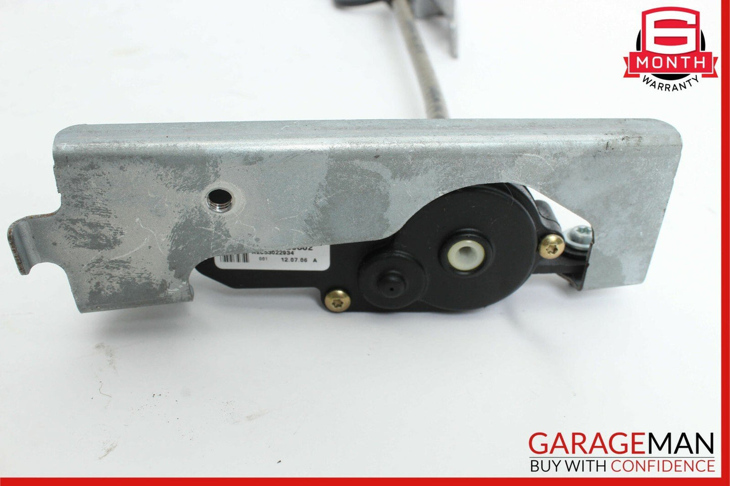 06-12 Mercedes W251 R350 R550 Rear Left Driver Side Quarter Glass Window Motor