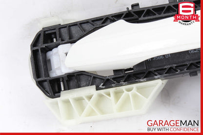 14-18 Mercedes W117 CLA250 Rear Left Side Exterior Door Handle Calcite White