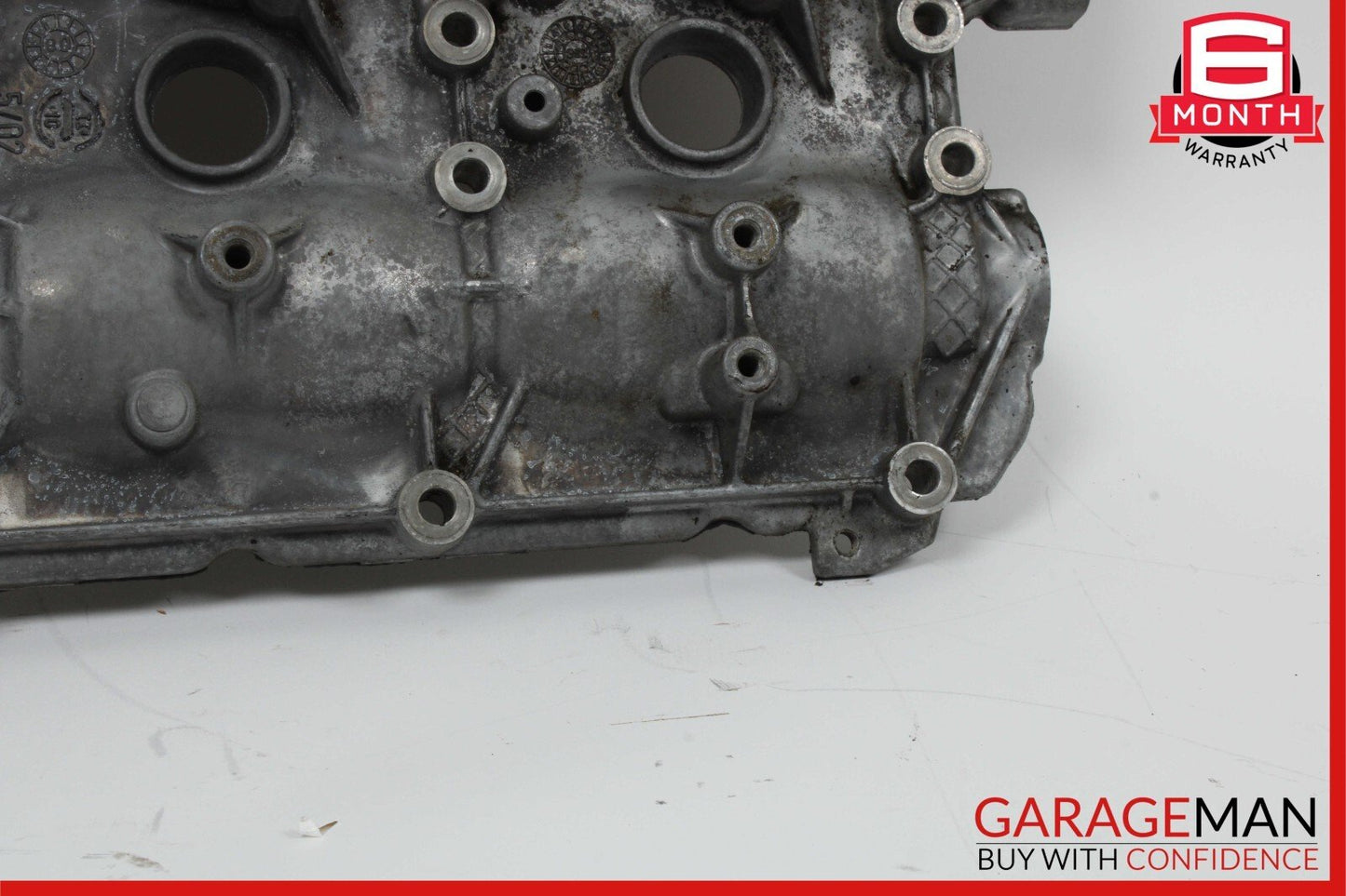 06-09 Mercedes W211 E350 CLK350 SLK350 Left Cylinder Head Cover 2720161205 OEM