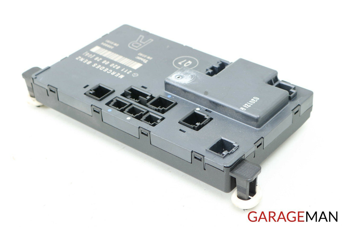 03-06 Mercedes W211 E320 E500 Door Control Module Front Right 2118200626 OEM