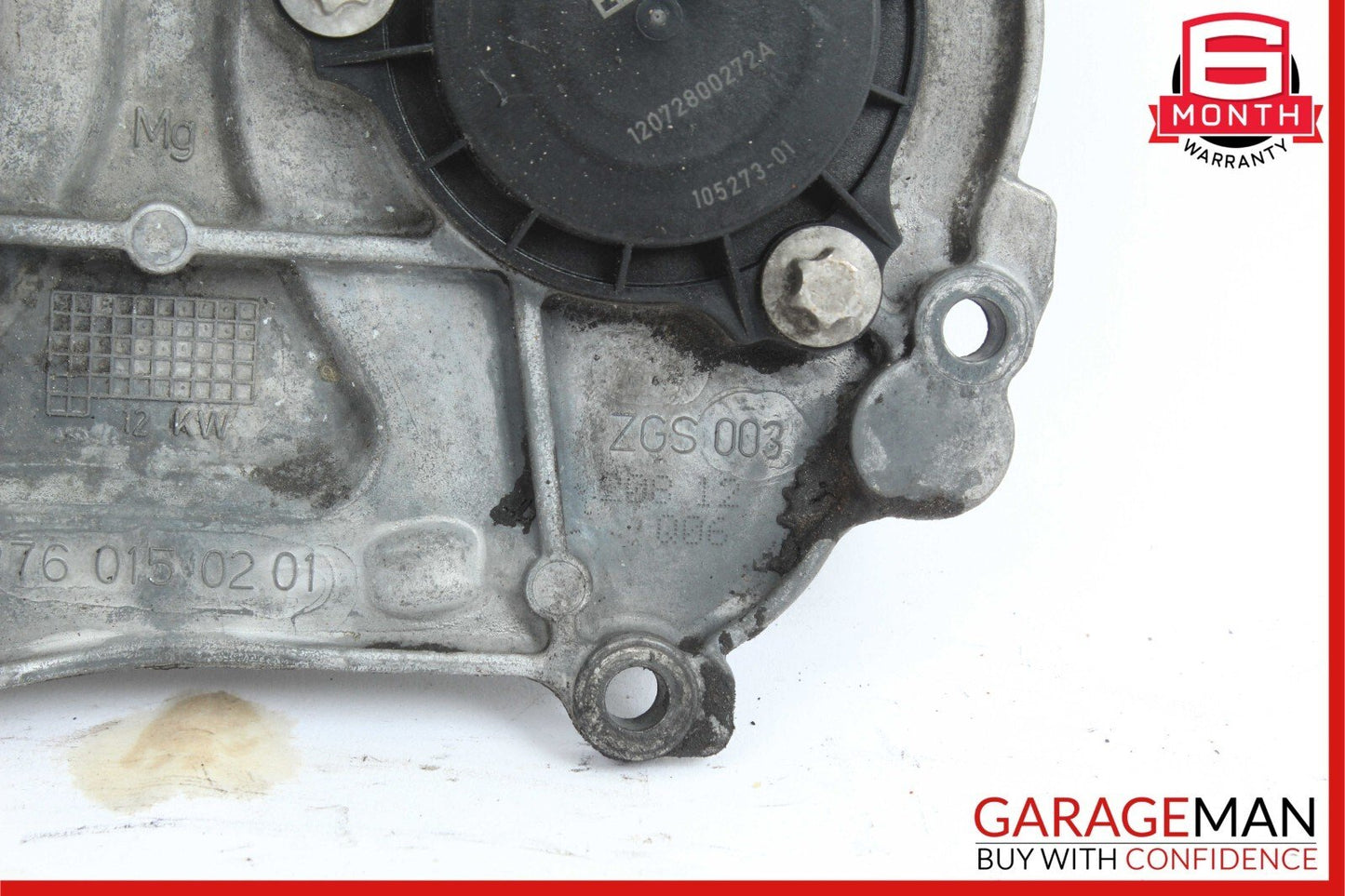 12-18 Mercedes W204 C300 Front Left / Right Engine Timing Chain Cover Plate OEM