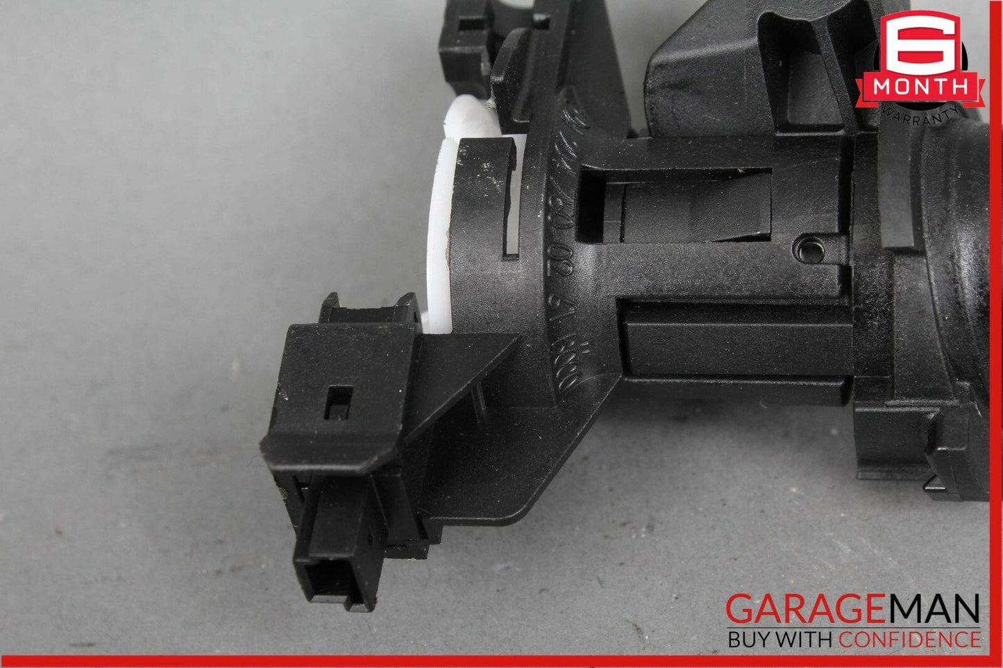 08-11 Mercedes W204 C250 C300 Trunk Lid Latch Lock 2047500261 OEM