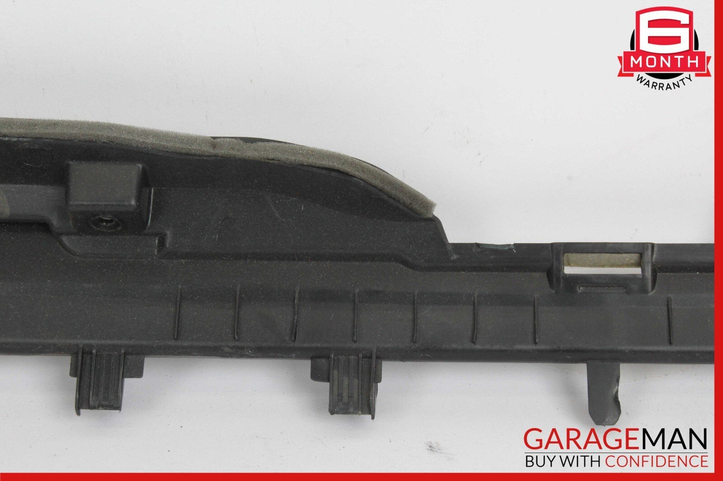 17-23 Tesla Model 3 Front Dash Windshield Finisher Bracket 162471600A