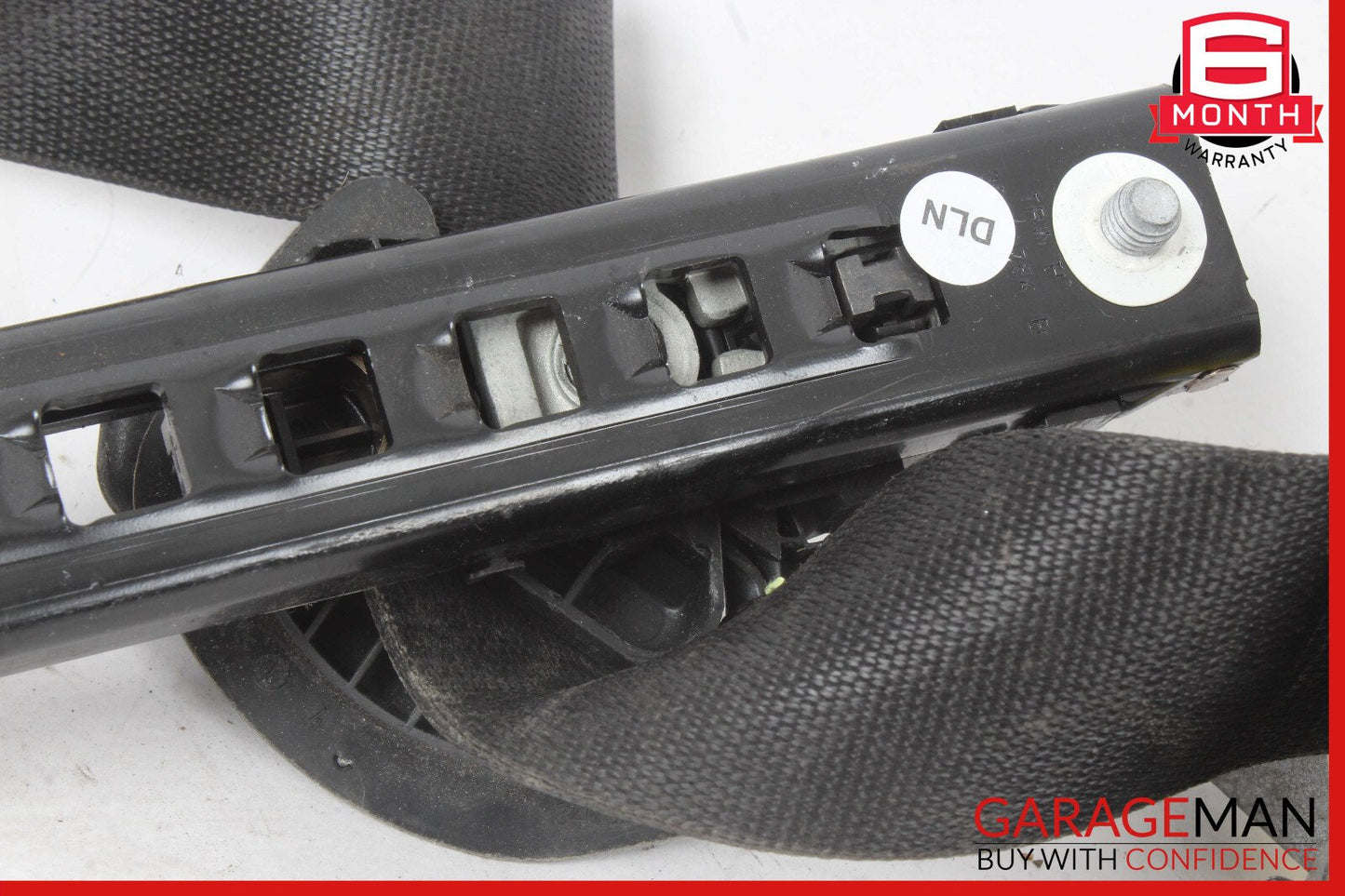 08-14 Mercedes W204 C63 Front Right Seatbelt Seat Belt Retractor OEM
