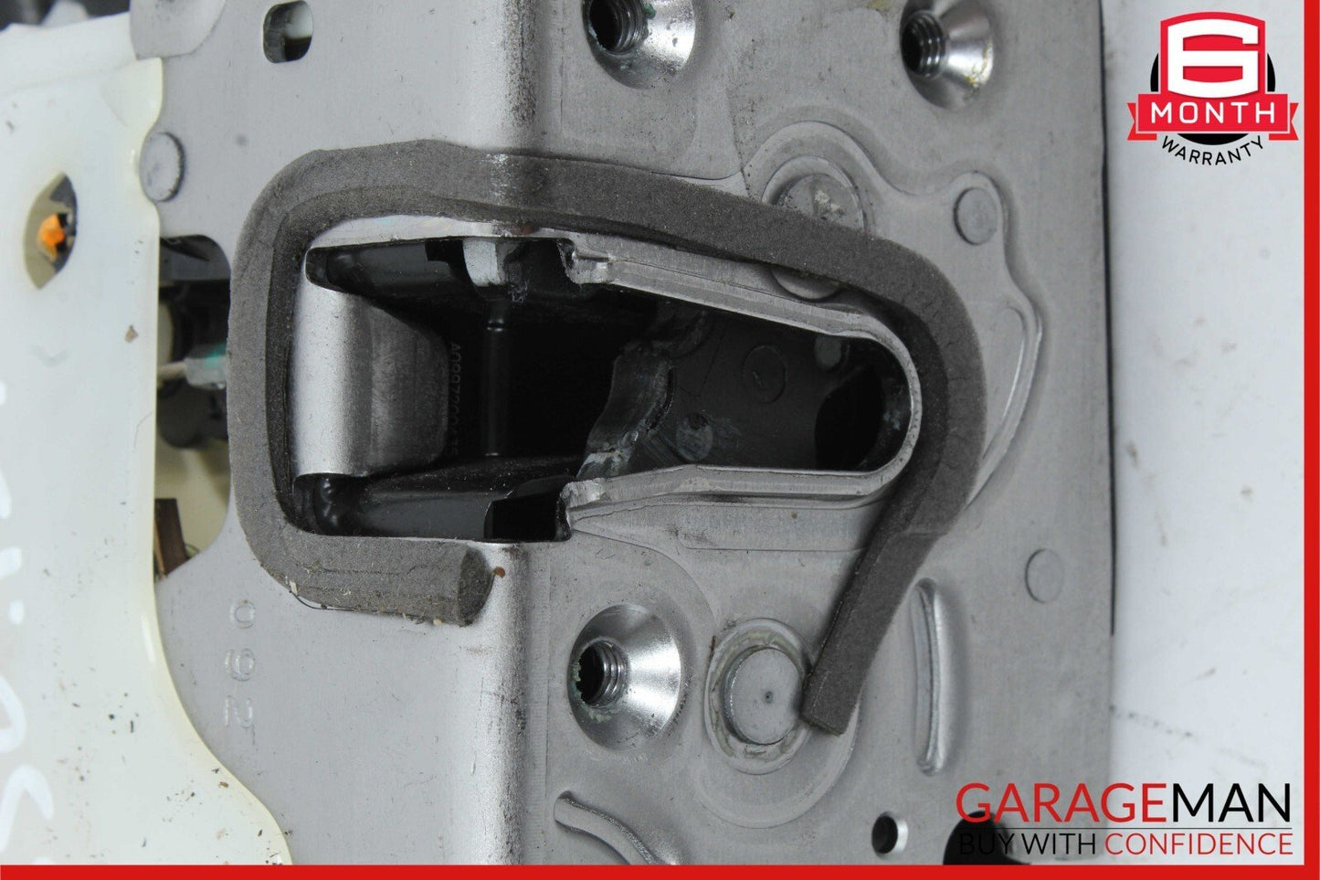 08-20 Mercedes W204 C350 C300 E350 Front Right Side Door Lock Latch Actuator
