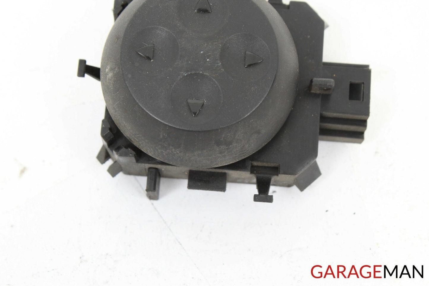 10-16 Mercedes W218 CLS500 CLS550 Front Right Side Seat Lumbar Control Switch