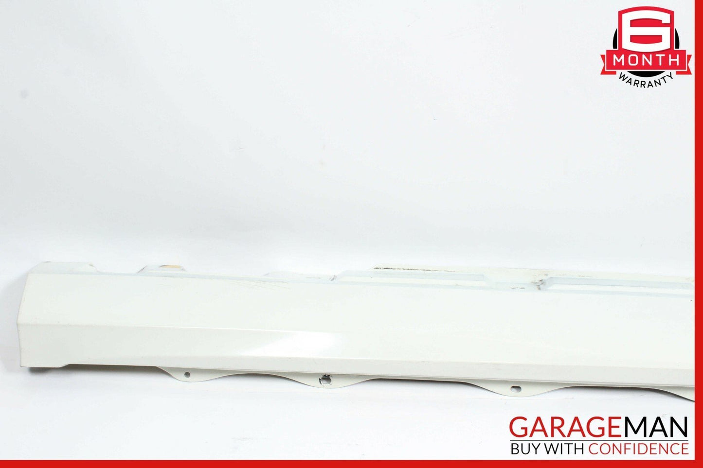 06-13 Mercedes W251 R350 Left Driver Side Rocker Skirt Molding Panel White