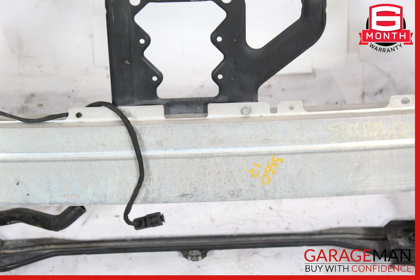 10-13 Mercedes W221 S550 Front Reinforcement Bar Upper Radiator Support Clip OEM