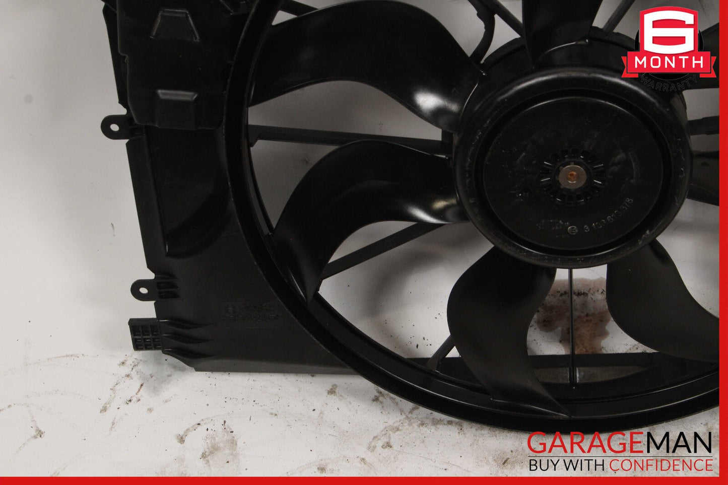 12-20 Mercedes R172 SLK250 CLA250 Engine Radiator Cooling Fan Motor Shroud Assy