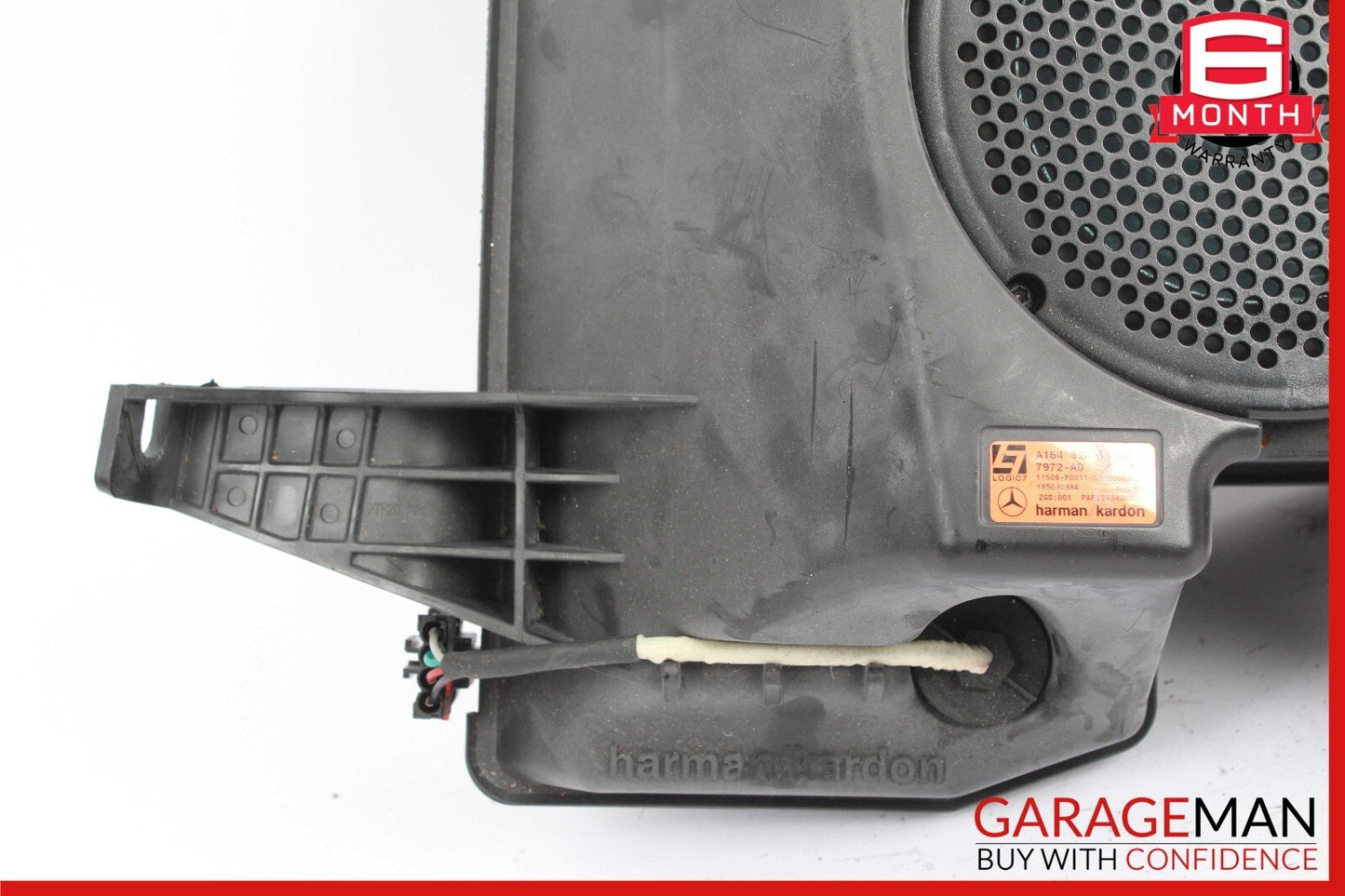 07-12 Mercedes X164 GL320 GL500 Rear Harman Kardon Audio Subwoofer Speaker Box