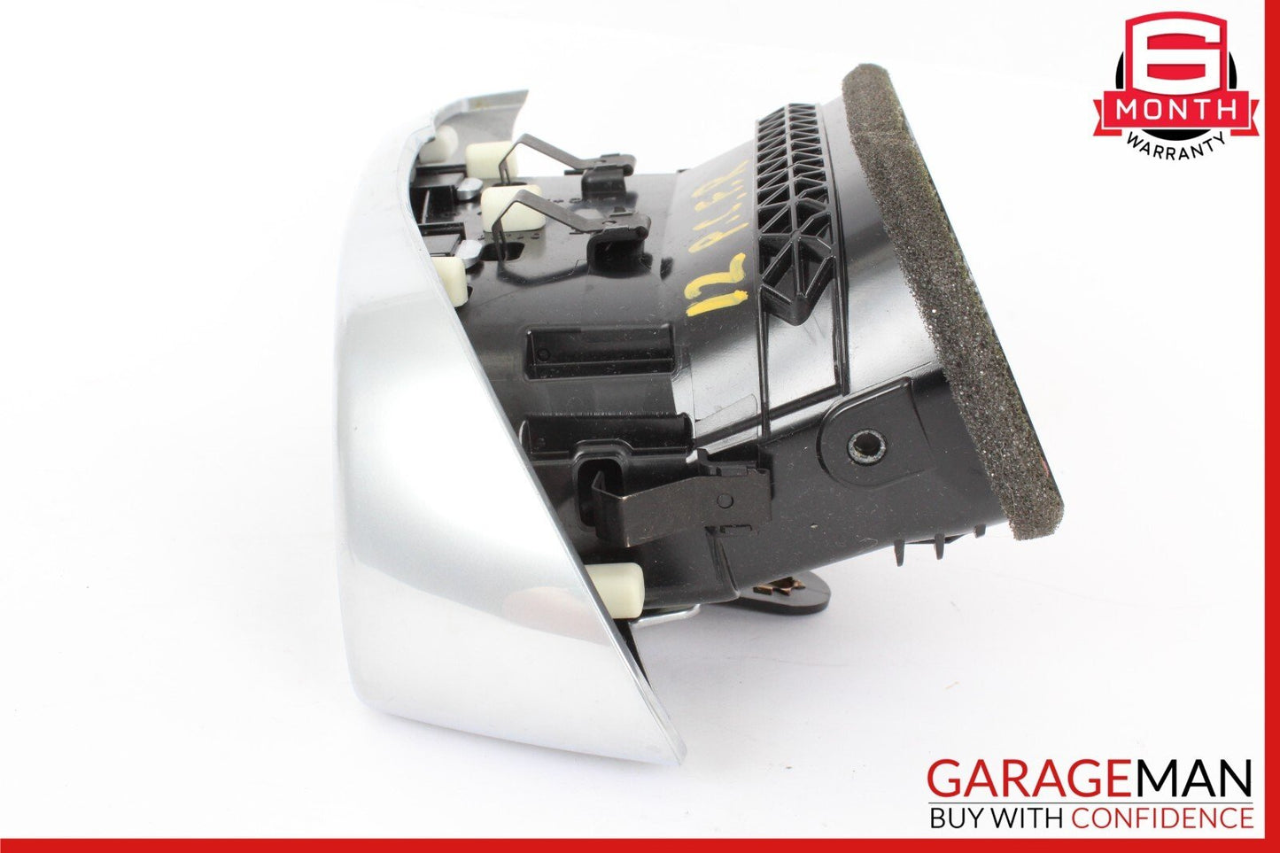 11-18 Porsche Cayenne S 958 Front Right Center Inner Dash Heat AC Vent Cover OEM
