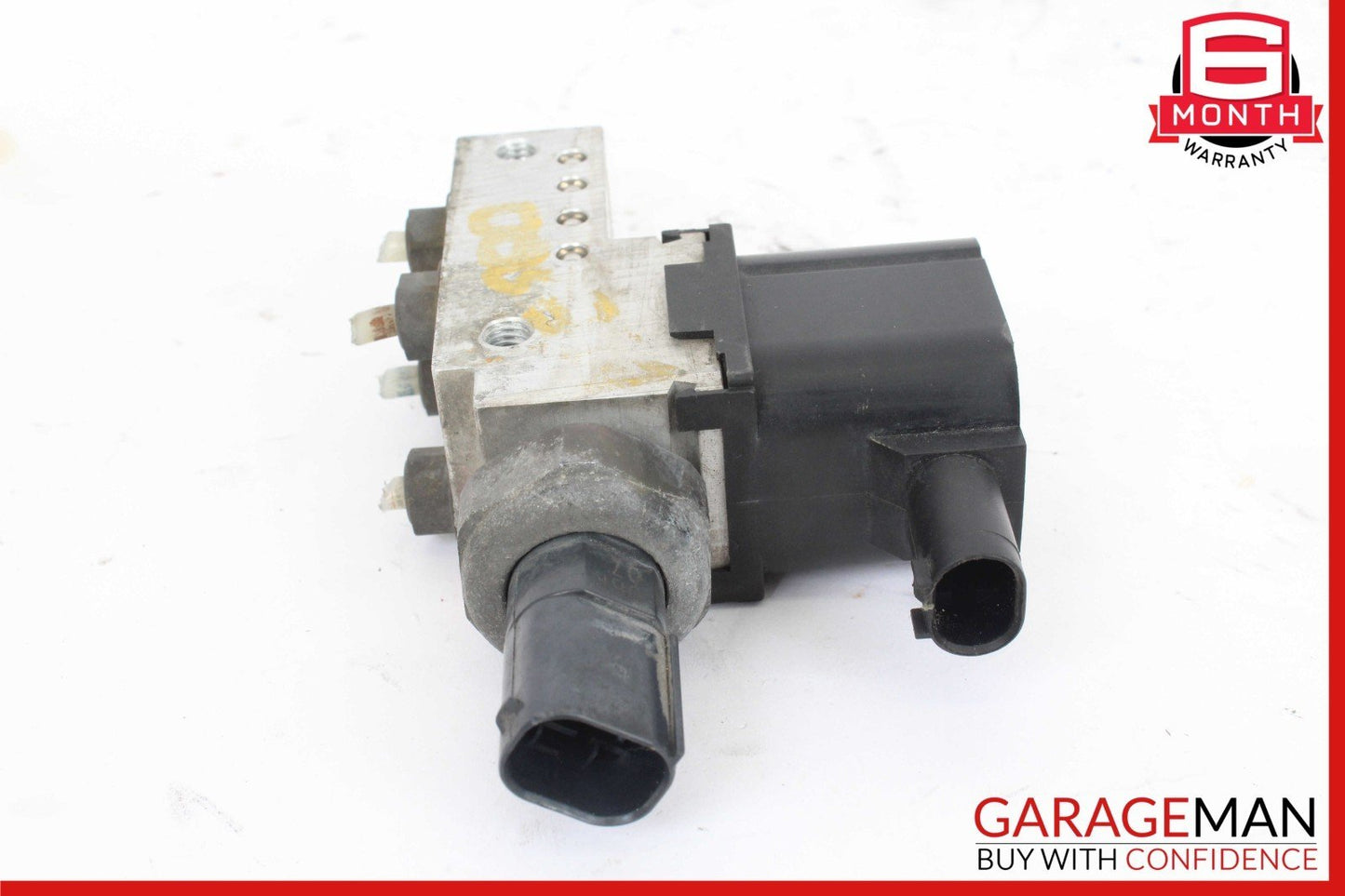 03-11 Mercedes W211 E500 CLS63 AMG Air Airmatic Suspension Valve Block OEM