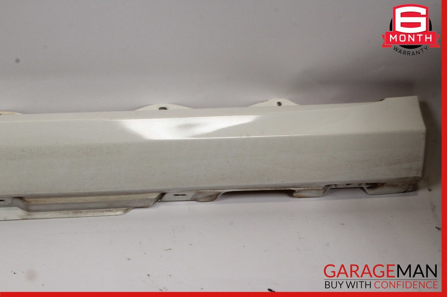 06-13 Mercedes W251 R350 Left Side Skirt Rocker Moulding Panel Alabaster White
