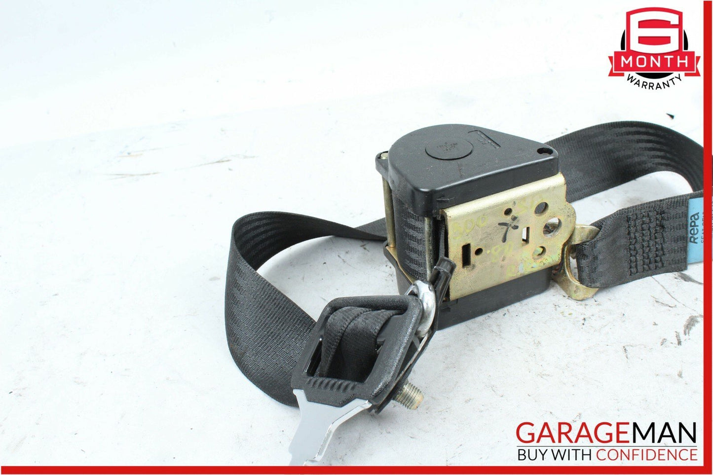81-85 Mercedes W126 300SD Rear Right Passenger Side Seat Belt Retractor OEM