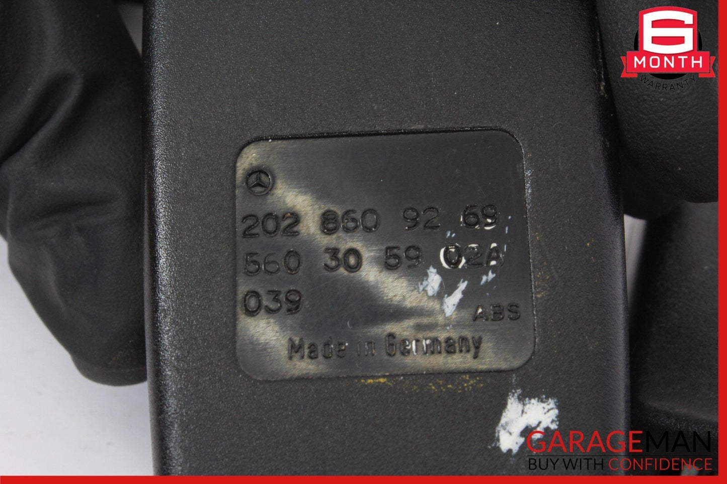 94-00 Mercedes W202 C230 Rear Center Seat Belt Buckle 2028609269 OEM