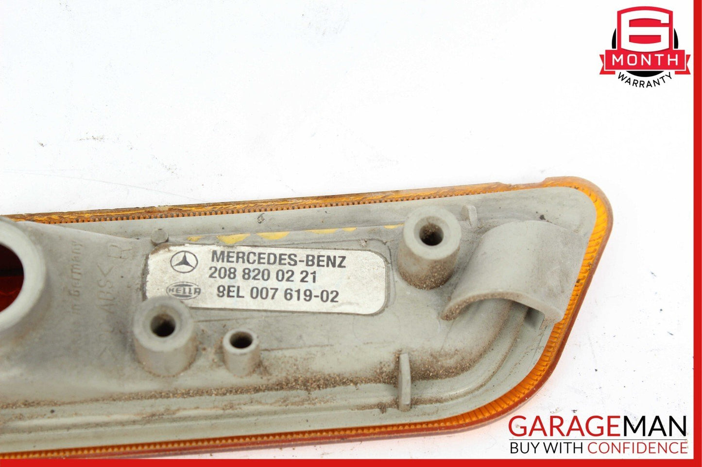 98-03 Mercedes W208 CLK320 CLK55 Front Bumper Turn Signal Light Right 2088200221