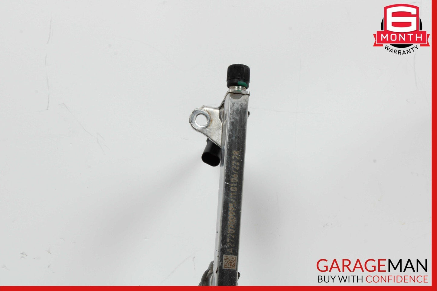 05-12 Mercedes W251 R350 E350 C300 C350 Fuel Injector Rail w/ Fuel Injectors OEM