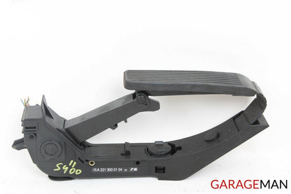 07-13 Mercedes W221 S400 S63 CL550 CL600 Gas Accelerator Pedal 2213000104 OEM